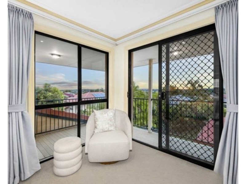 7 Tulipwood Place, Stretton QLD 4116