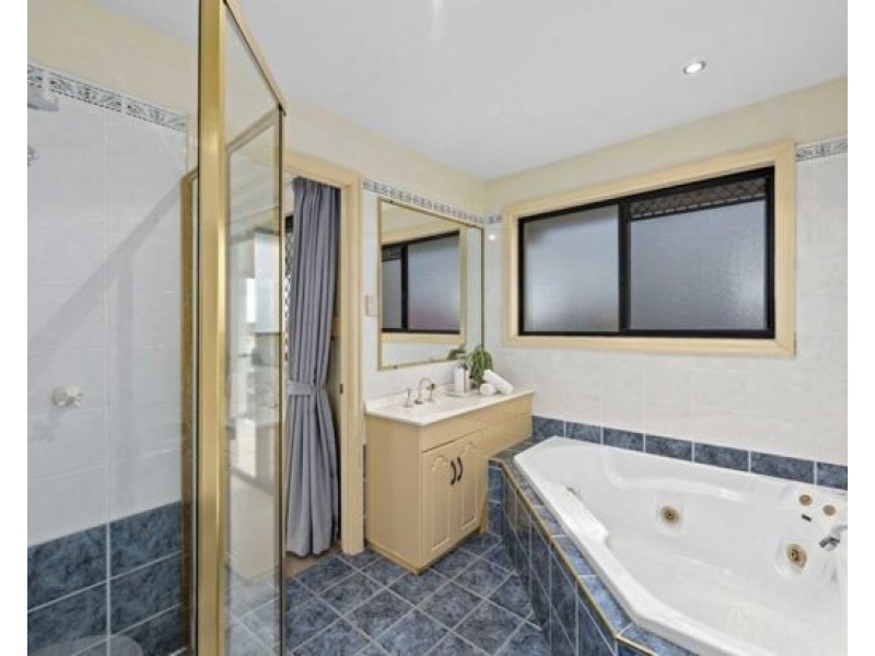7 Tulipwood Place, Stretton QLD 4116