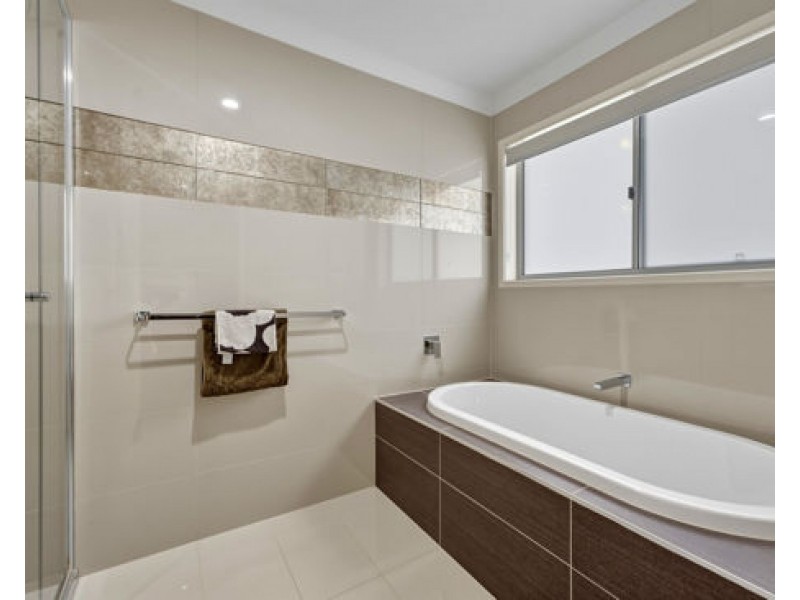 80 Phoenix Street, Rochedale QLD 4123