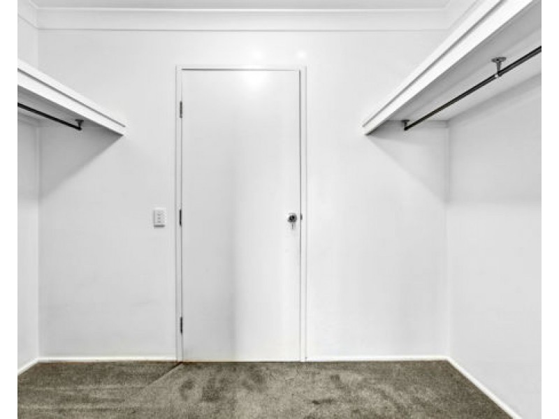 60 Mapelton Circuit, Parkinson QLD 4115