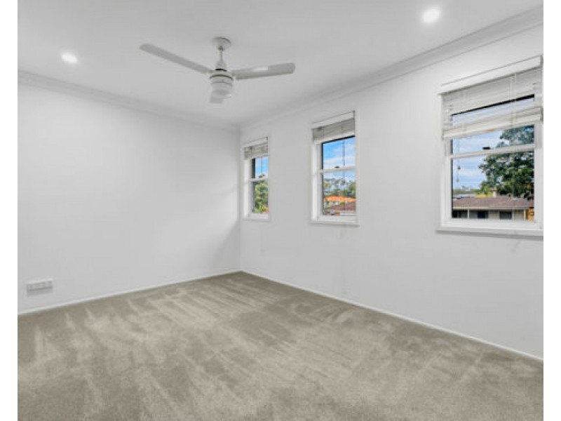 60 Mapelton Circuit, Parkinson QLD 4115
