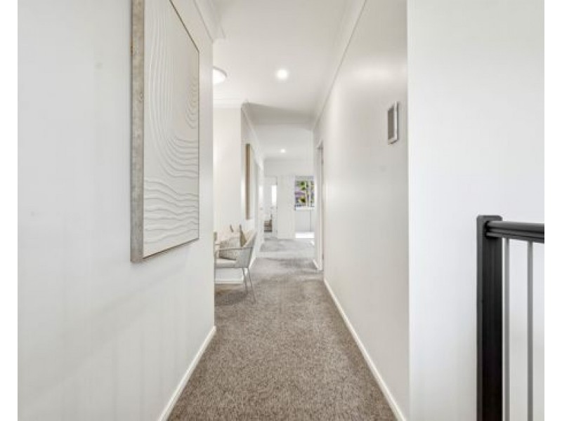 19 Skyview Avenue, Rochedale QLD 4123