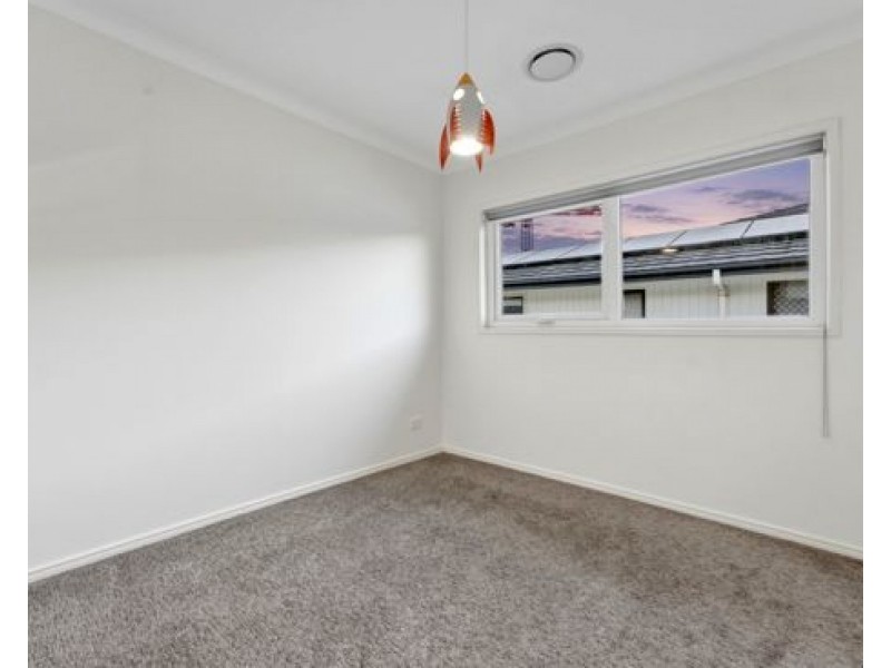 19 Skyview Avenue, Rochedale QLD 4123