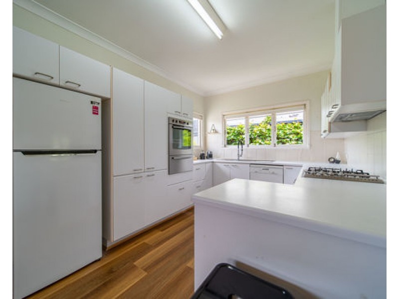 4 Suvla Street, Balmoral QLD 4171