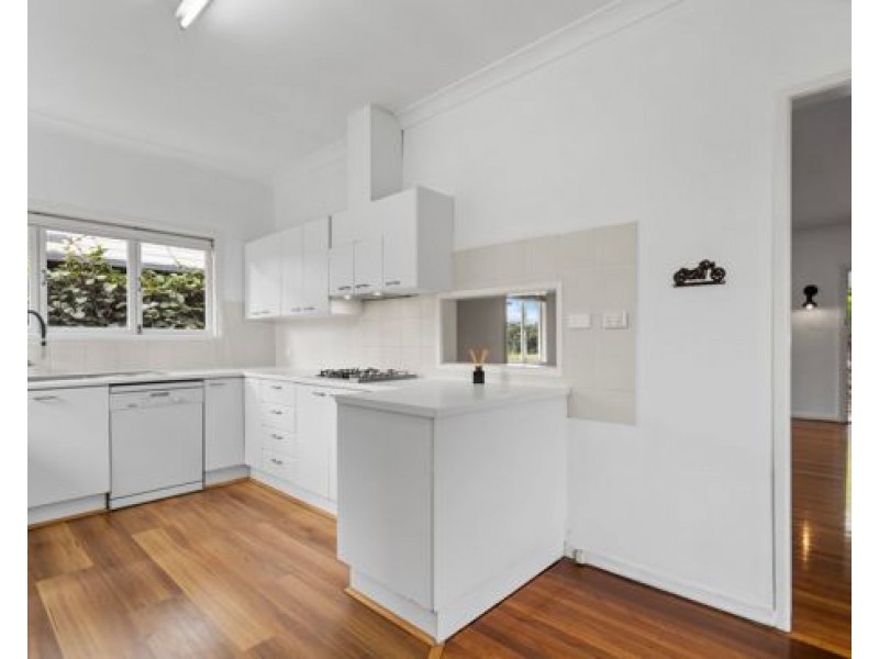 4 Suvla Street, Balmoral QLD 4171