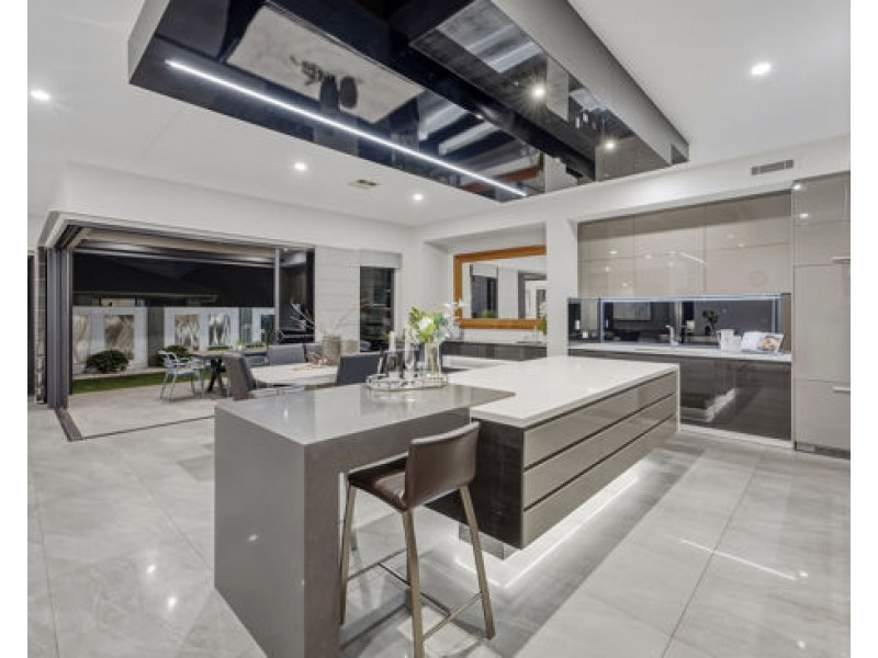 16 Paragon Street, Rochedale QLD 4123