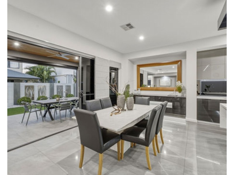 16 Paragon Street, Rochedale QLD 4123