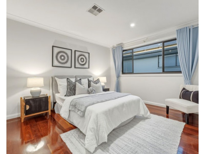 16 Paragon Street, Rochedale QLD 4123