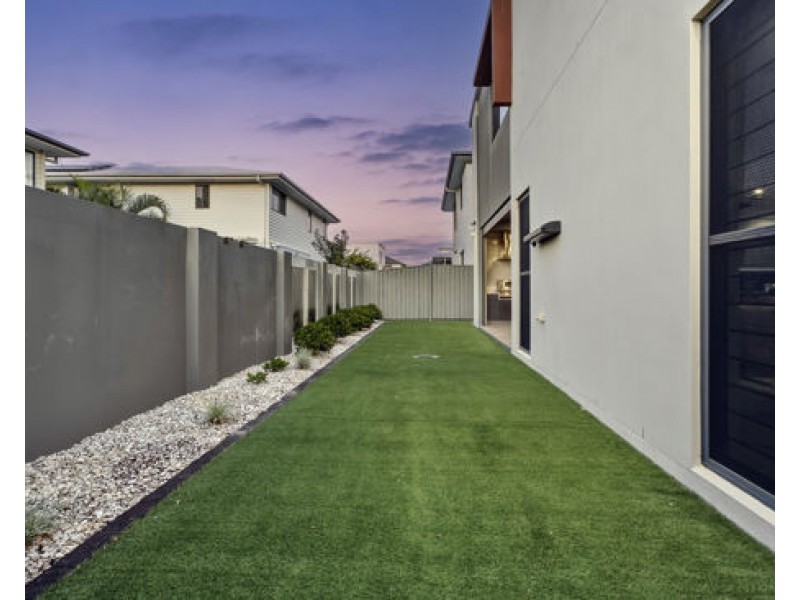 16 Paragon Street, Rochedale QLD 4123