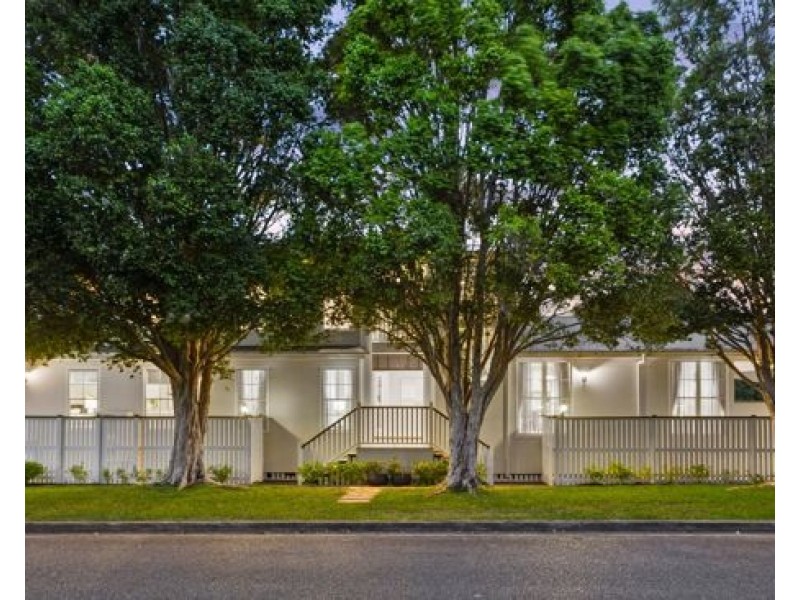 74 Harold Street, Holland Park QLD 4121