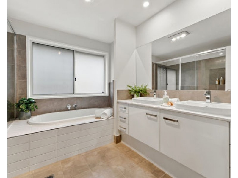 70 Fisher Street, Rochedale QLD 4123