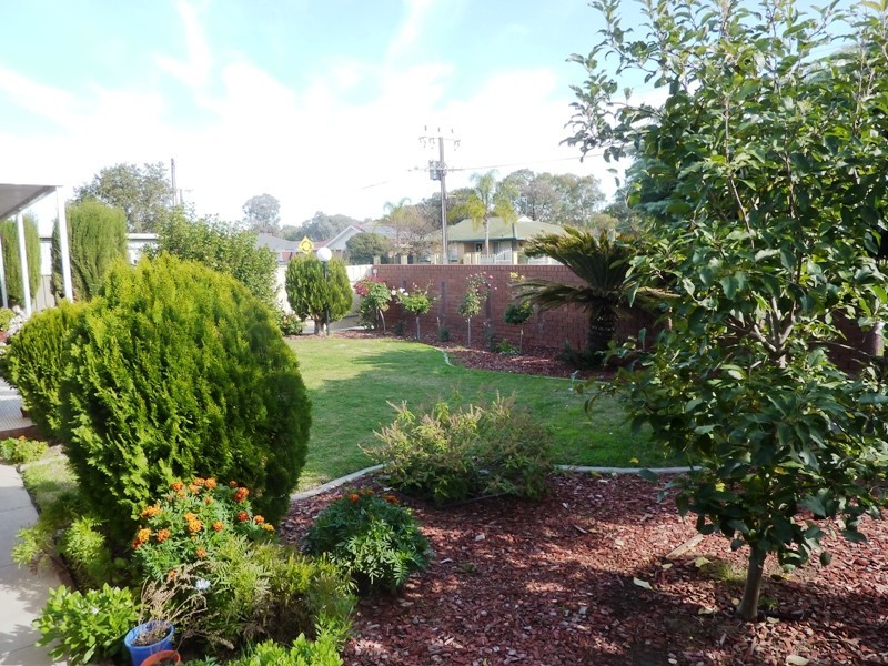 16 OLEANDER DRIVE, Parafield Gardens SA 5107