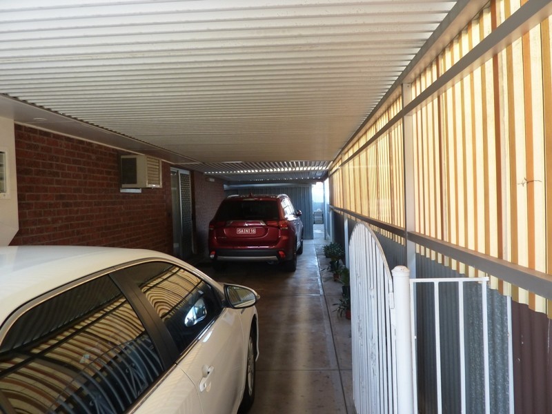 16 OLEANDER DRIVE, Parafield Gardens SA 5107