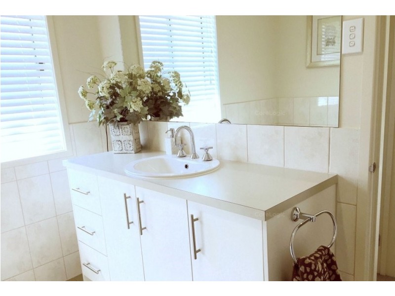 18 Tilly Street, Mount Barker SA 5251