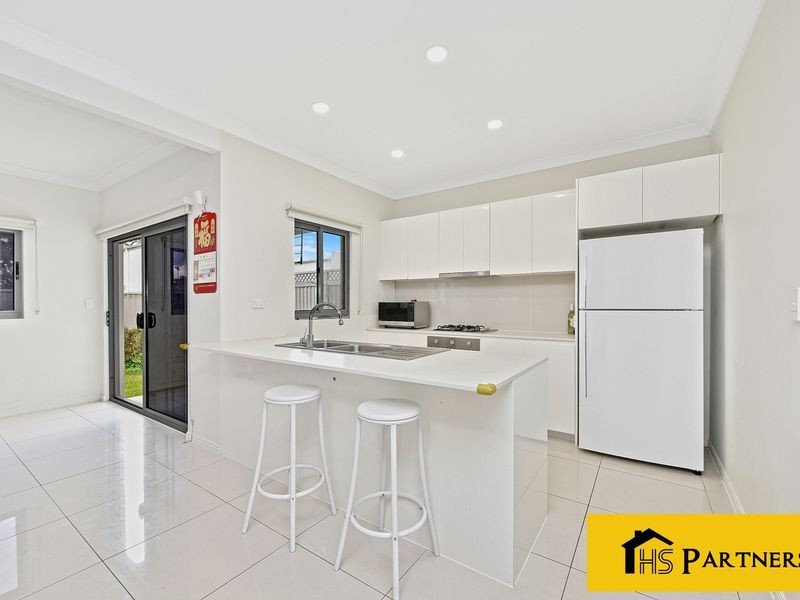 33 Bowaga Circuit, Villawood NSW 2163