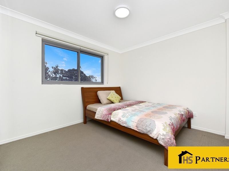 33 Bowaga Circuit, Villawood NSW 2163