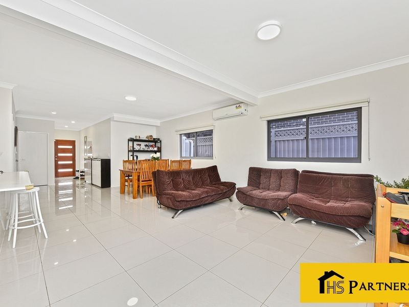 33 Bowaga Circuit, Villawood NSW 2163