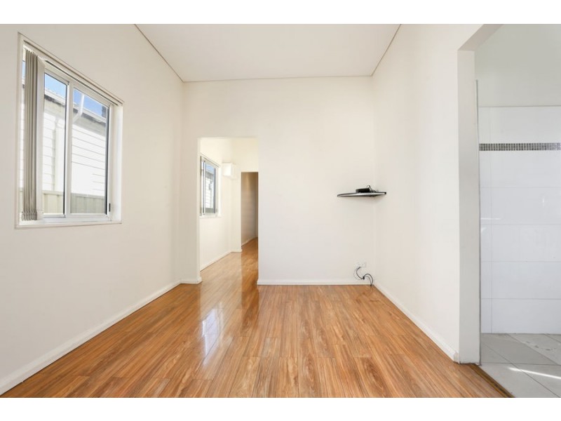 25 Hampstead Road, Auburn NSW 2144