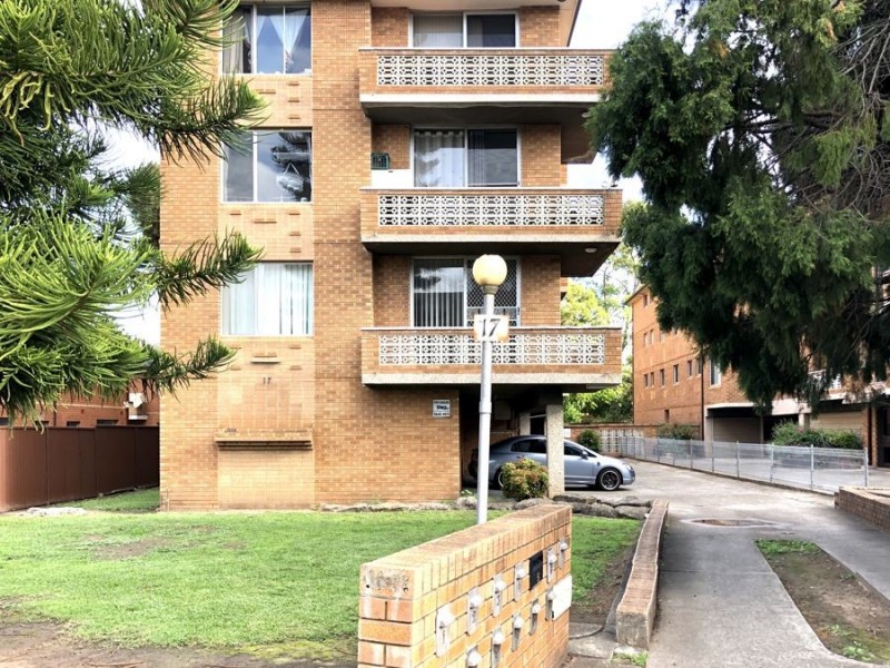 1/17 Doodson Avenue, Lidcombe NSW 2141