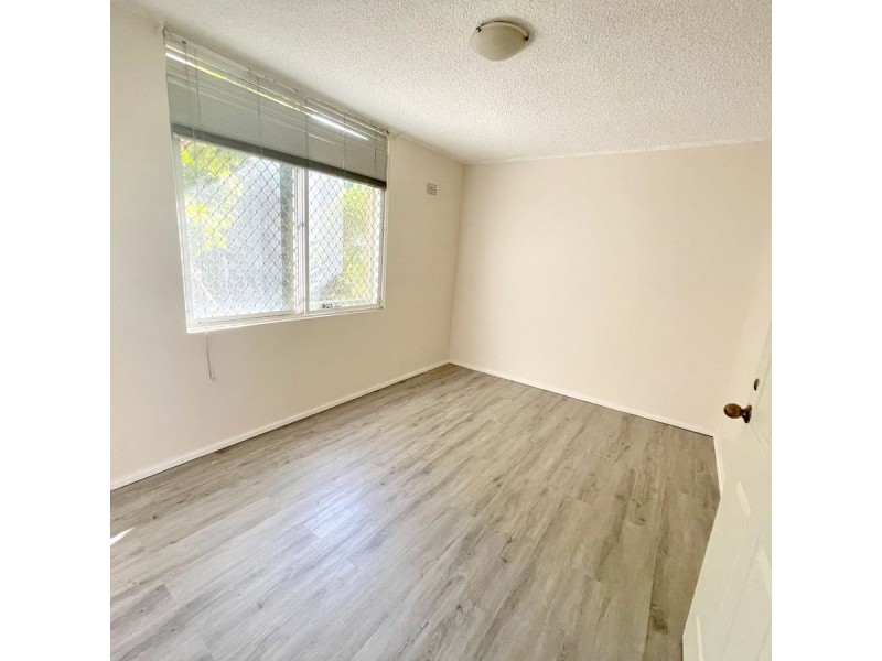 1/65 Harrow Road, Auburn NSW 2144