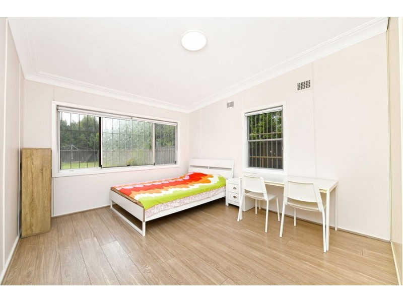 35 Second Avenue, Campsie NSW 2194