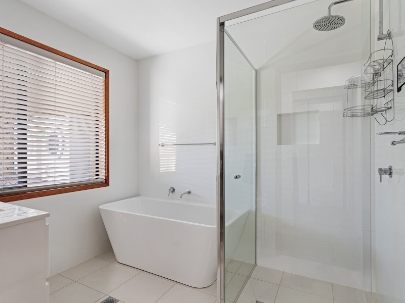 62 Doubleview Drive, Elanora QLD 4221