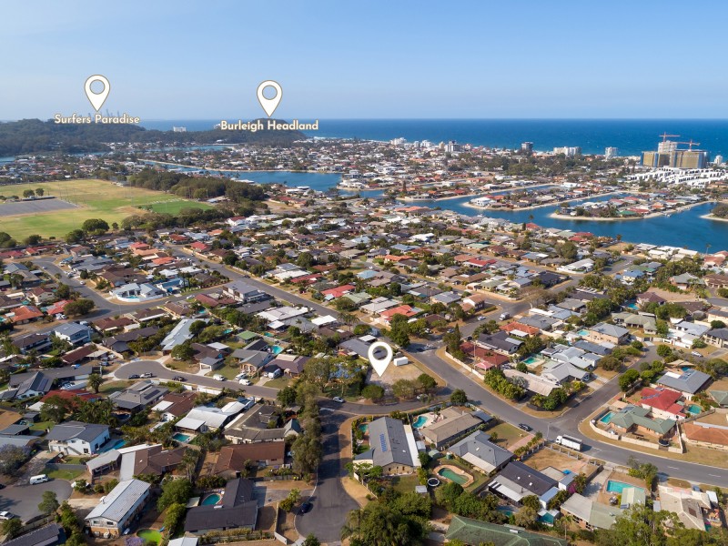 1 Cassia Court, Palm Beach QLD 4221