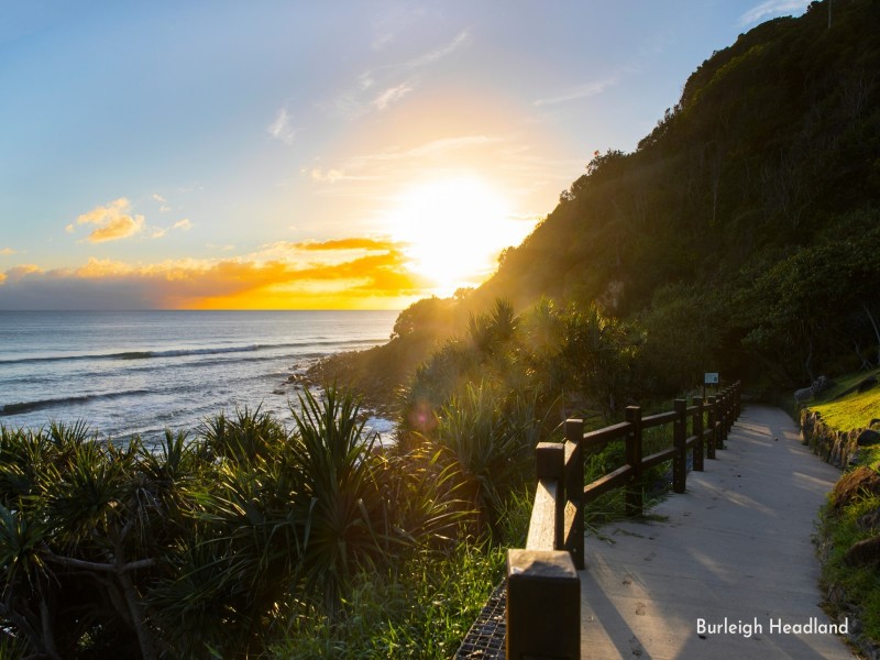 2/18 Bali Avenue, Palm Beach QLD 4221