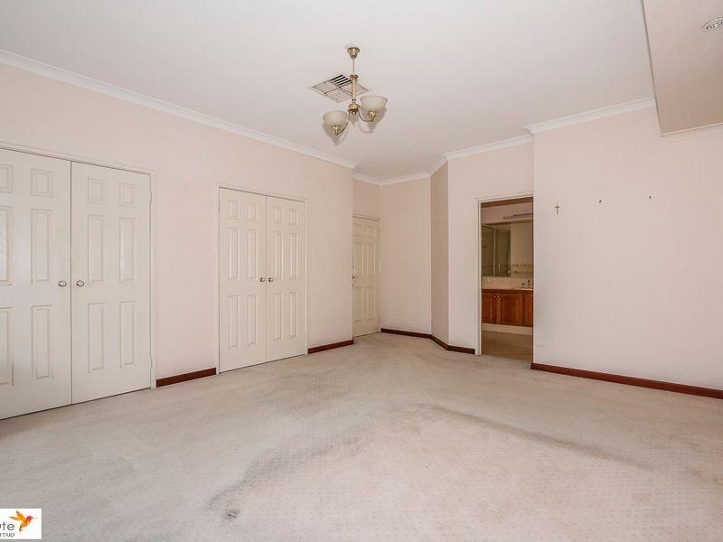 2 Saint Martins Close, Churchlands WA 6018