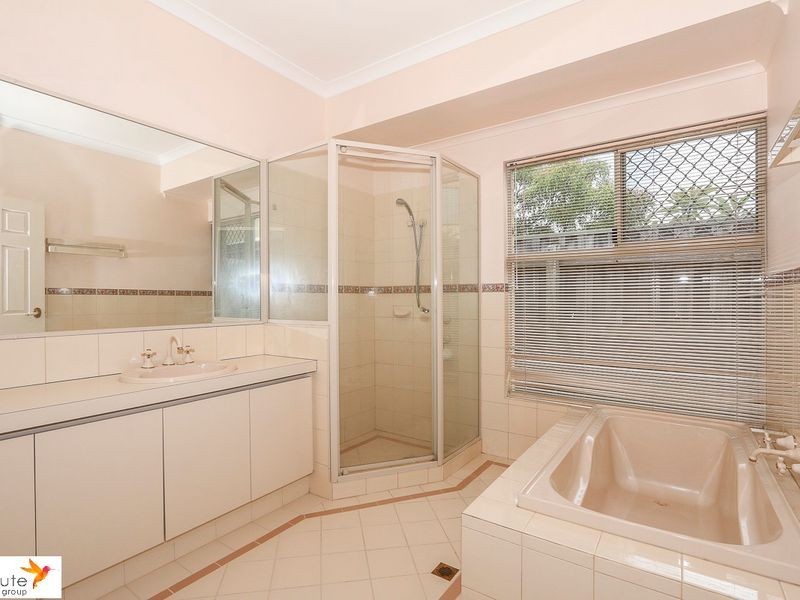 2 Saint Martins Close, Churchlands WA 6018
