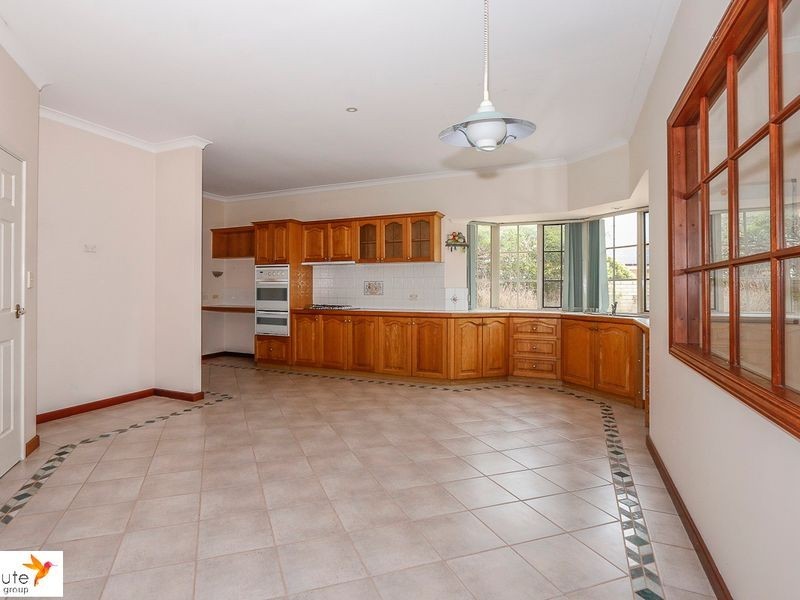 2 Saint Martins Close, Churchlands WA 6018