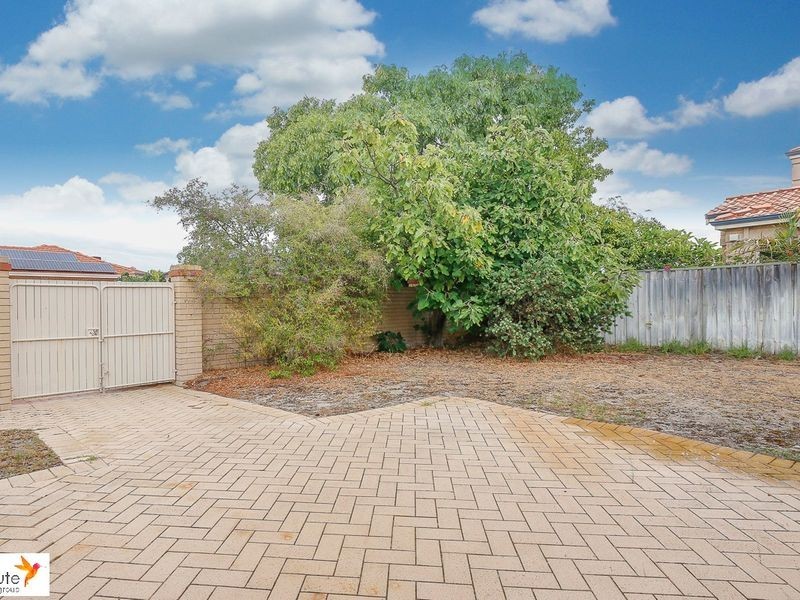 2 Saint Martins Close, Churchlands WA 6018