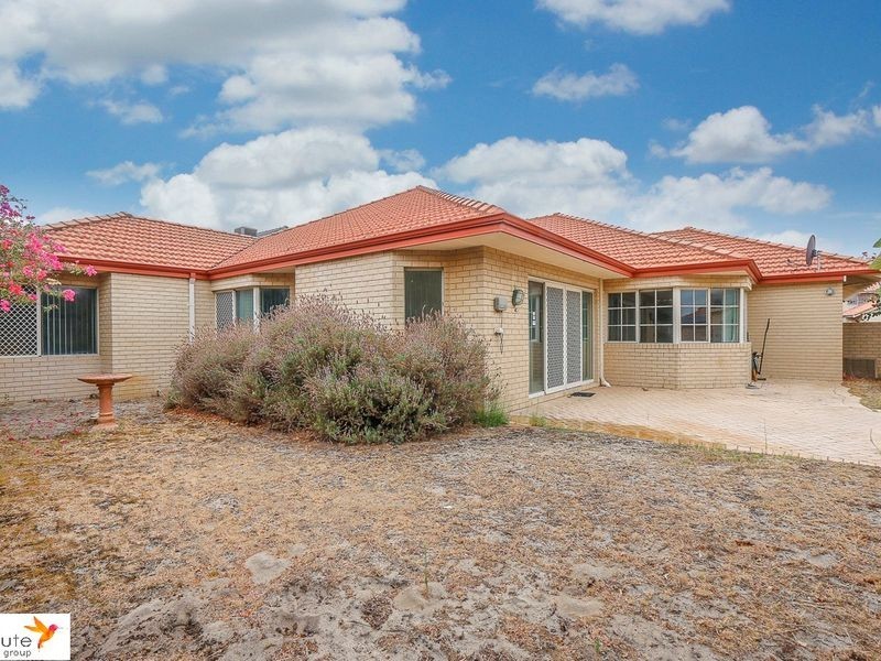 2 Saint Martins Close, Churchlands WA 6018