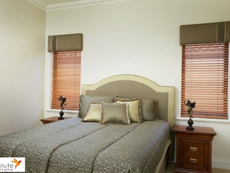 10 Lowan Loop, Karawara WA 6152