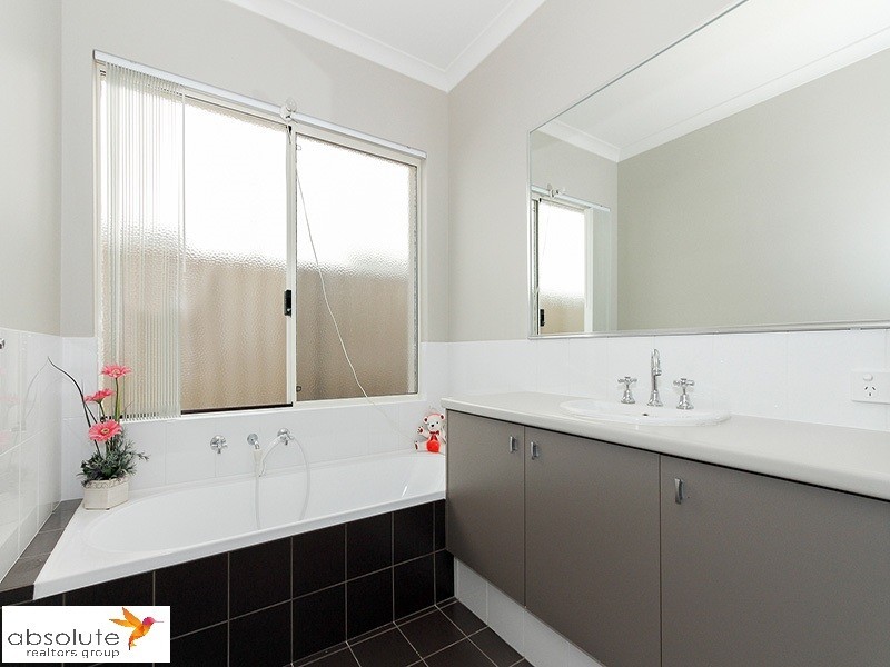 30B Northerly Drive, Harrisdale WA 6112