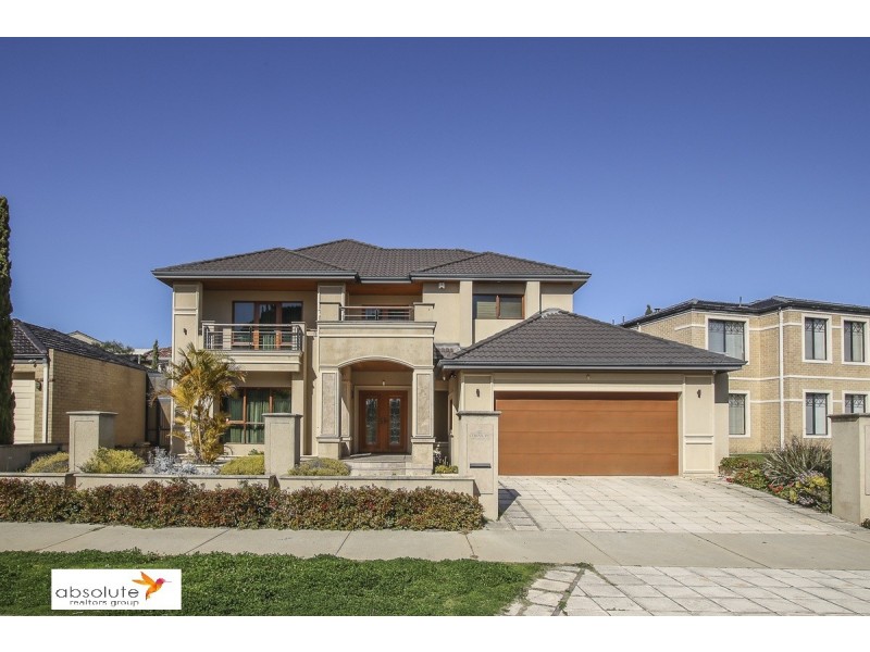 10 Lowan Loop, Karawara WA 6152