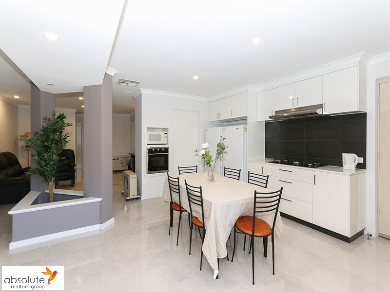 13 Killaloe Place, Waterford WA 6152