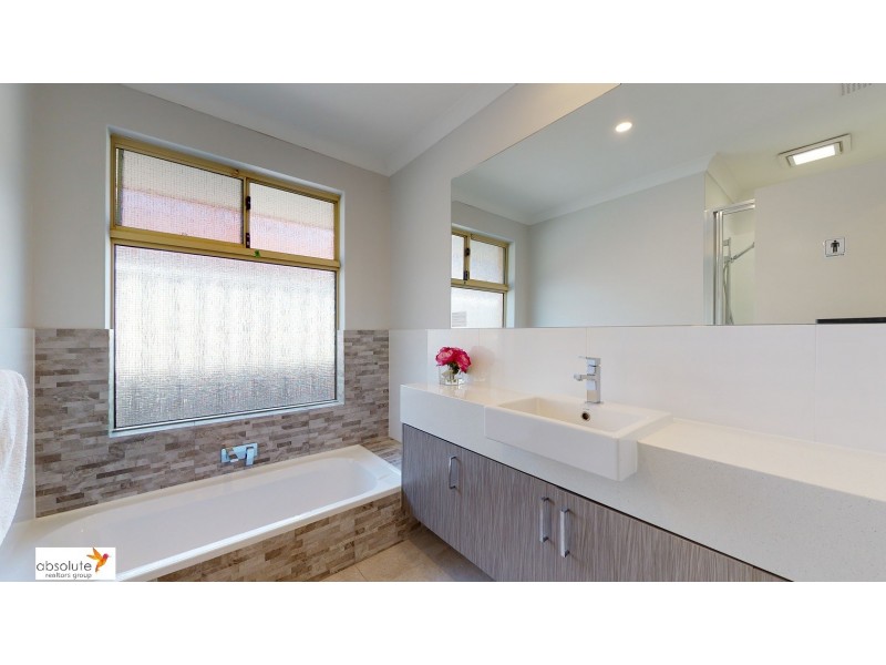 13 Killaloe Place, Waterford WA 6152