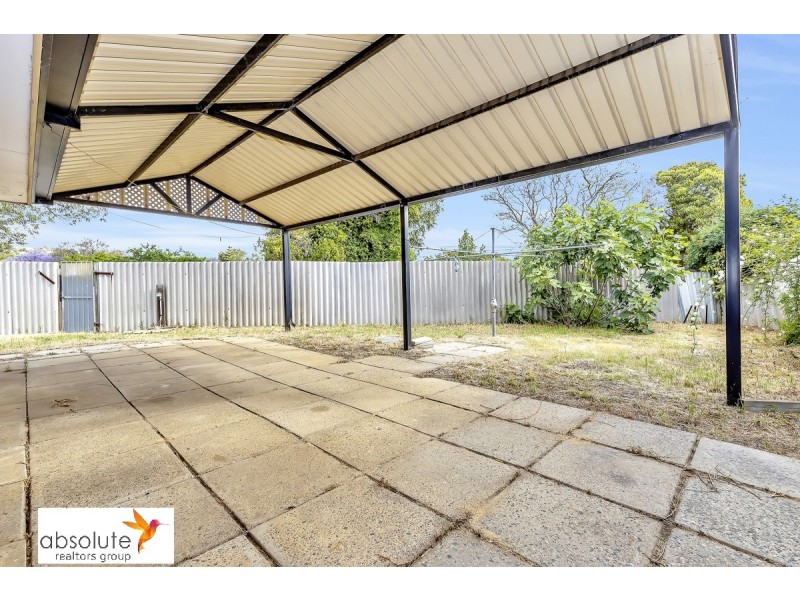8 Forest Court, Armadale WA 6112
