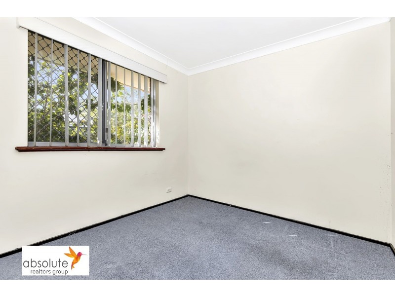 10 Forest Court, Armadale WA 6112