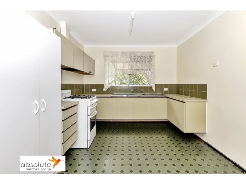 10 Forest Court, Armadale WA 6112