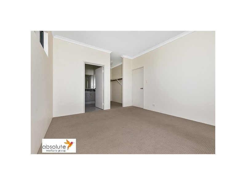 36 Hilory Street, Coolbellup WA 6163