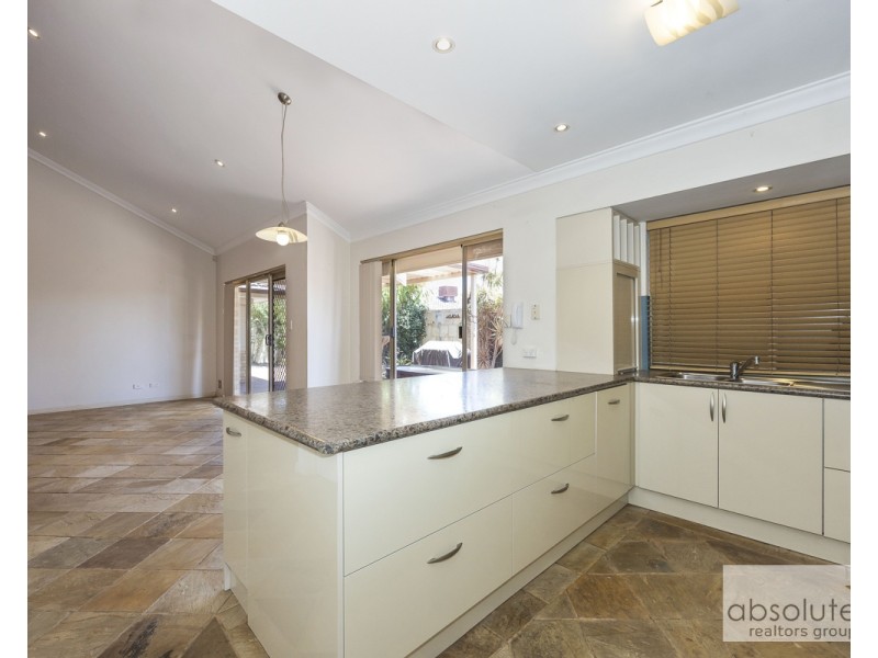 1/105 Bickley Road, Beckenham WA 6107