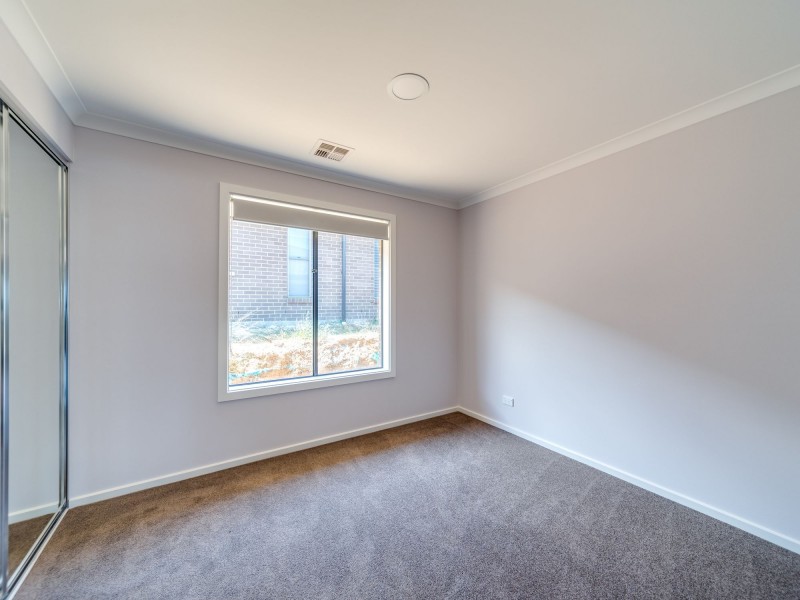 17 McGrath Place, Goulburn NSW 2580