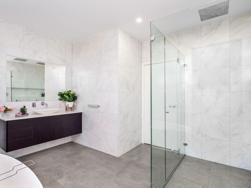 No. 3 Little Close, Goulburn NSW 2580