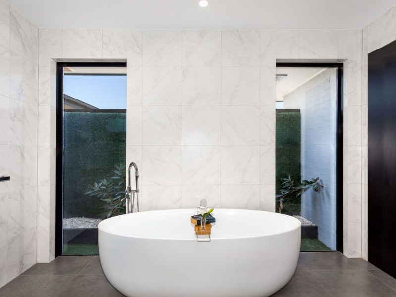 No. 3 Little Close, Goulburn NSW 2580