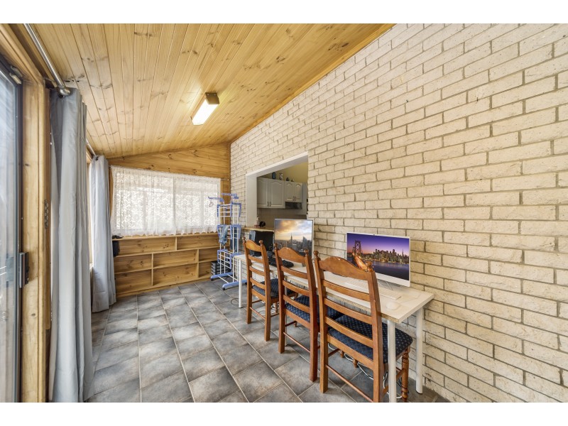 8 Kings Way, Goulburn NSW 2580