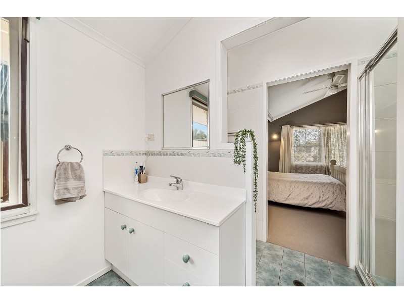 8 Kings Way, Goulburn NSW 2580