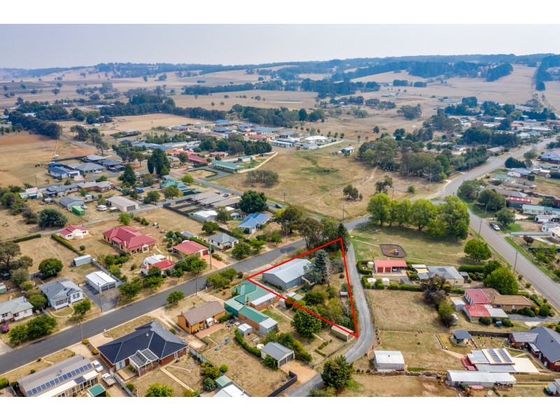 29 Brooklands St, Crookwell NSW 2583