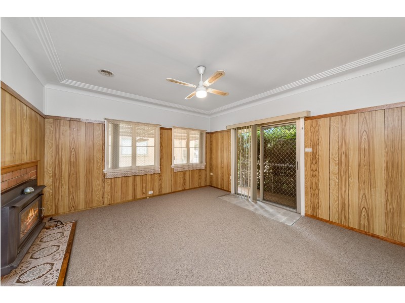 27 Brooklands Street, Crookwell NSW 2583